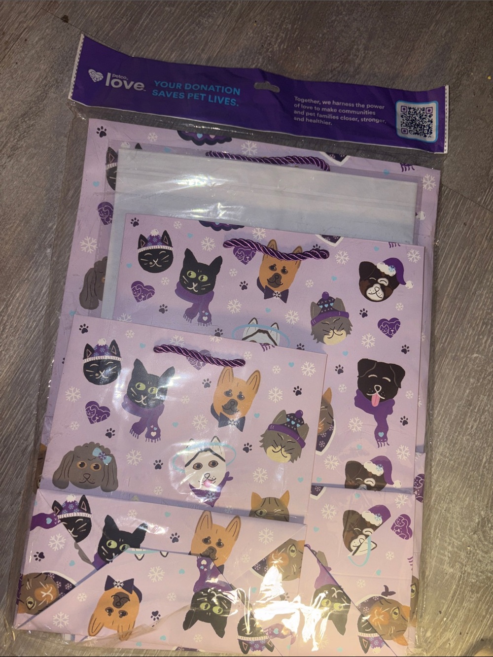 Animal Rescue : Adoptions; Cats/Dogs. NWT GIFT WRAP